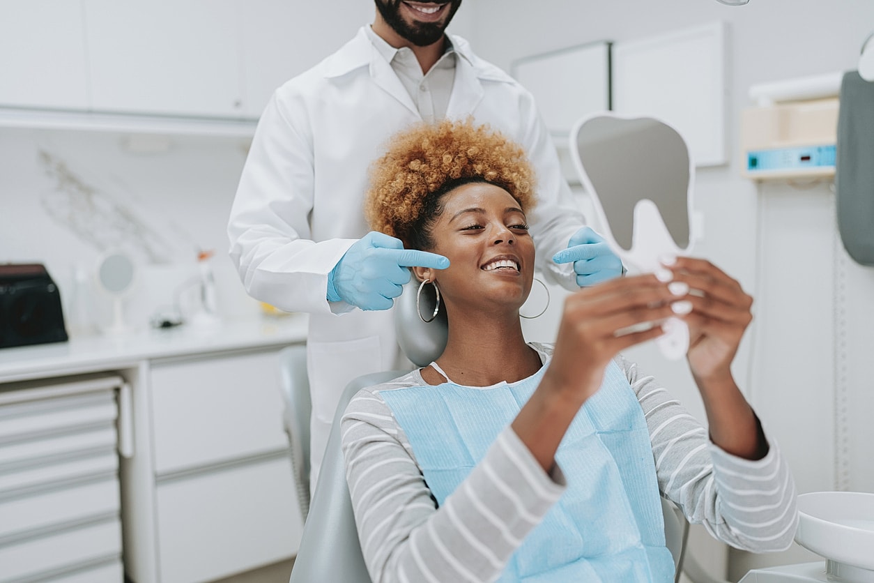 Mini Dental Implants vs Traditional Dental Implants